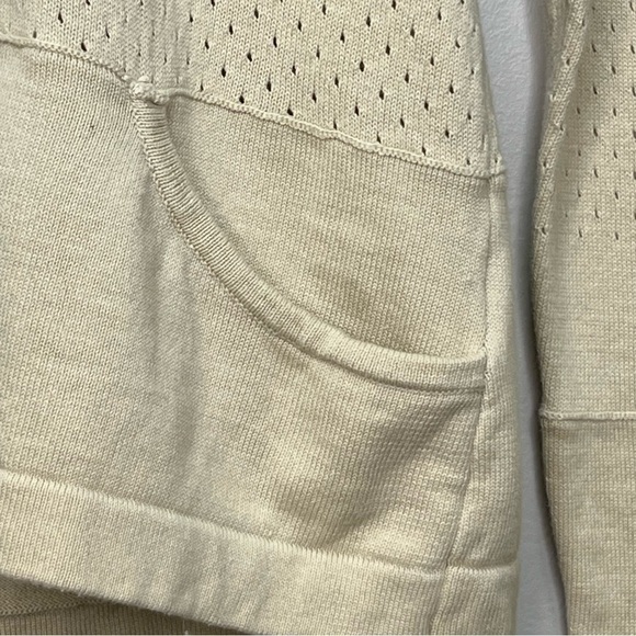 Lole Tan Vneck Hooded Long Sleeve Shirt Size Medium - Picture 4 of 9